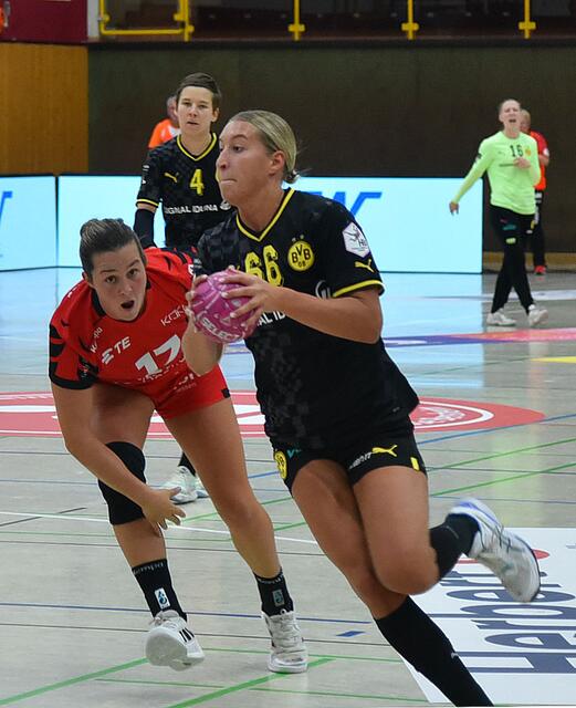 Lisa Friedberger hat versus Dana Bleckmann, jetzt in Gaugischs Aufgebot, überreife Decision..., das Nachsehen.
FotoArchiv Merkel+Merkel