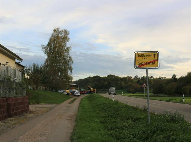 Parallel zur Kreisstraße 3568 wird der neue Radweg gebaut. | Foto: kuna