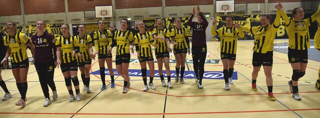 THE WINNER TAKES IT ALL (3)
FotoArchiv Merkel+Merkel