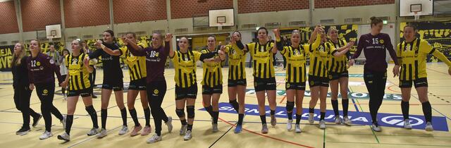 The Winner Takes It All...
FotoArchiv Merkel+Merkel