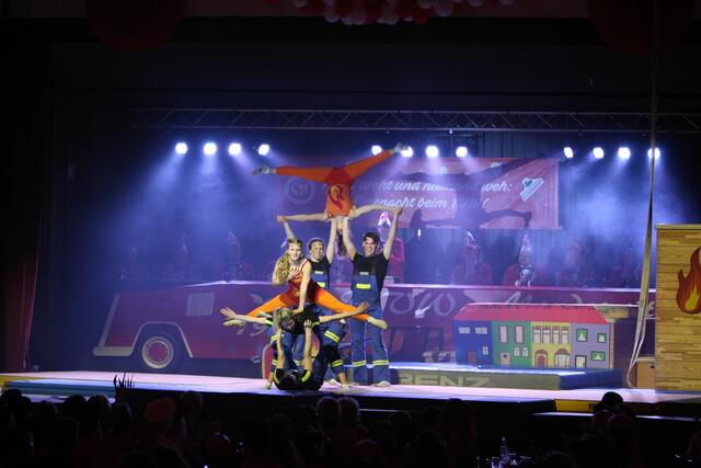 brutal gut: die Wettkampfturner des TVW waren ein absolutes Highlight. | Foto: Bernd Liebe