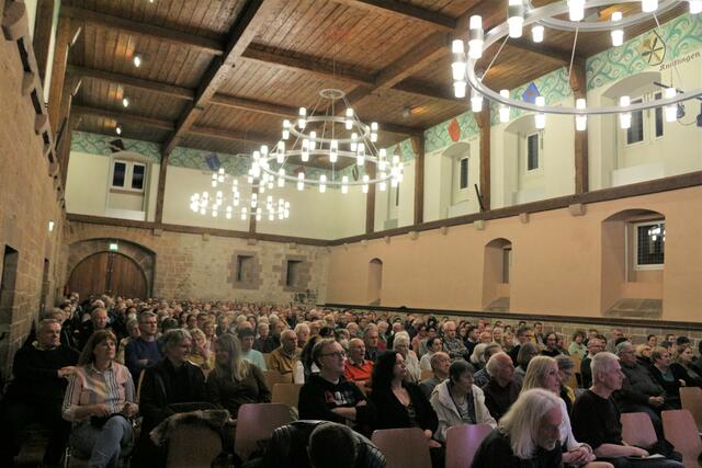 Das Interesse der Maulbronner war groß: Rund 500 Menschen besuchten die Kandidatenvorstellung. | Foto: kuna