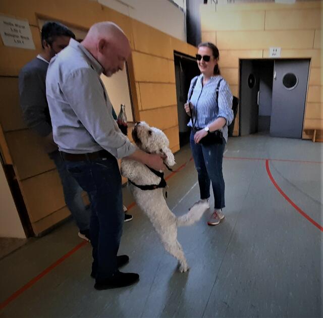 Der Ortsvorsteher und sein Hundle. | Foto: -roal-