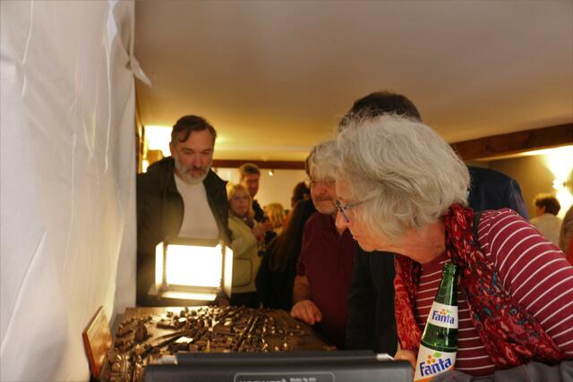 Alle Augen waren auf das fertige Stadtmodell gerichtet. | Foto: kuna