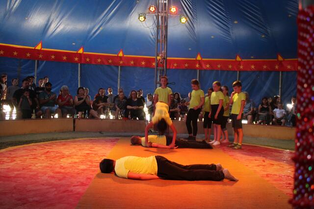 Boden-Akrobatik. | Foto: Förderverein Schillerschule Bretten e.V.