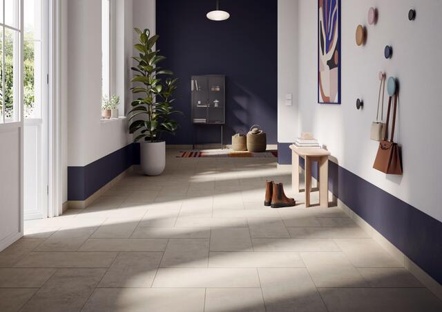 Fußbodenheizungen lassen sich mit cleveren Verlegesystemen auch im Altbau nachrüsten. Als idealer Bodenbelag für hohe Energieeffizienz und Wohnqualität eignen sich keramische Fliesen. | Foto: DJD/Deutsche-Fliese.de/Grohn