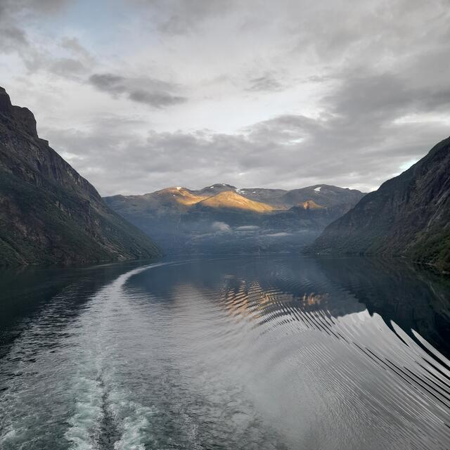Eingereicht von Familie Rupp: "Norwegen, die Einfahrt in den Geiranger Fiord." | Foto: Familie Rupp