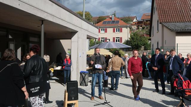 Architekt Marcus Weiss (am Mikrofon) | Foto: Jennifer Warzecha