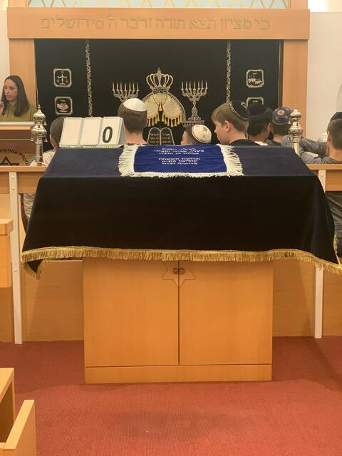 Die Jungs trugen alle eine Kippa in der Synagoge | Foto: privat