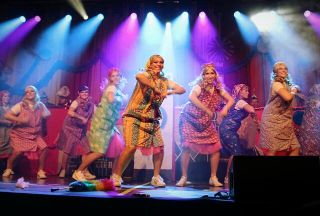 Die Showtanzgruppe  | Foto: kuna