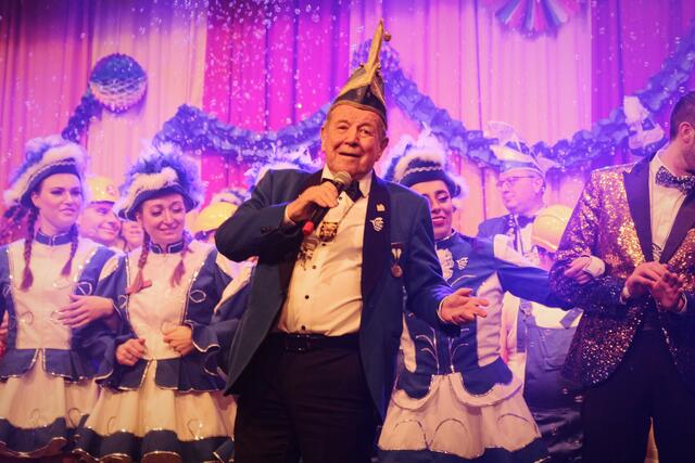 Das große Finale mit Ehrenpräsident Fredy Ersch | Foto: kuna