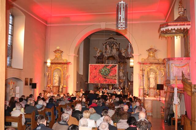 Gespielt wird Peter Gabriels "The Book Of Love". | Foto: Patrick Pompinon