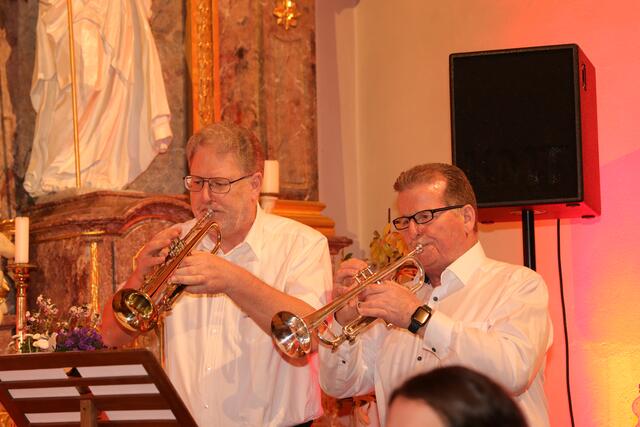 Gerd Bucher und Alwin Dollak als Solisten bei "Träumdende Trompeten". | Foto: Patrick Pompinon