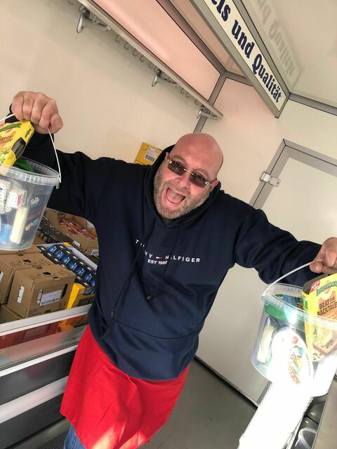 "Käse-Maik" mit seinen Käse-Spezialitäten | Foto: Jobo