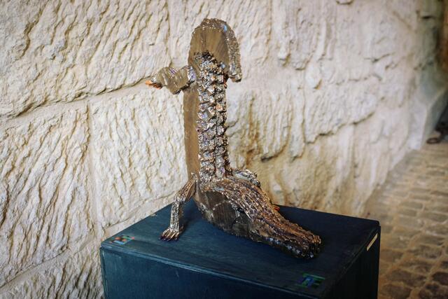 Kleine und große Krokodile von Bronislava von Podewils besiedelten die Feuerwehr-Remise. | Foto: kuna