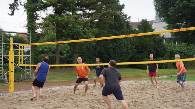 Beach-Volleyball-Turnier bei der Sportwoche des TV Bretten. | Foto: hjz