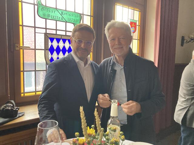 Thomas Lindemann, Peter Dicks Nachfolger im Amt des Stadtvogts, (links) und Rolf Elskamp | Foto: ger