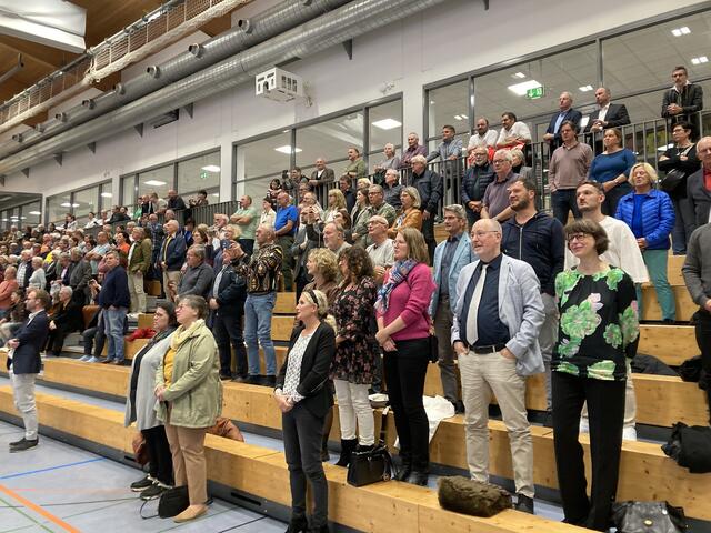 Das Hallensportzentrum war fast voll besetzt | Foto: ger