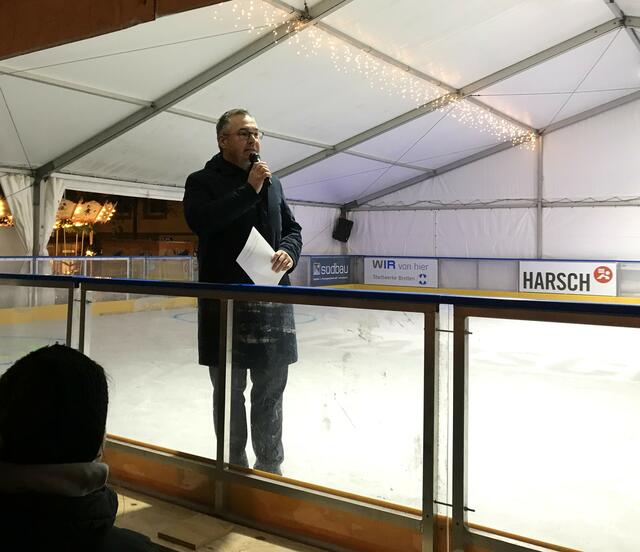 Oberbürgermeister Nico Morast hielt zur Eröffnung eine kurze Ansprache. | Foto: kuna