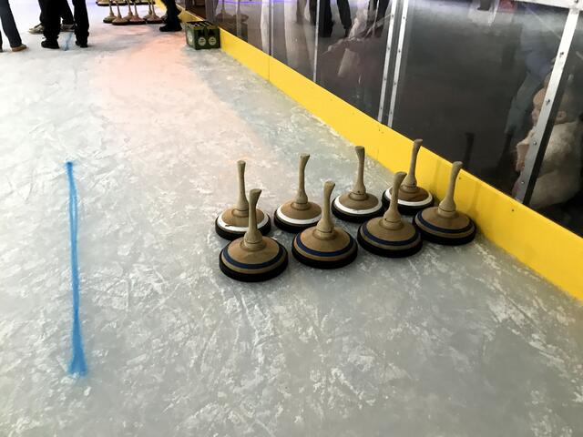 Eingeläutet wurde der "Brettener Winterzauber" mit einem Eisstockturnier. | Foto: kuna