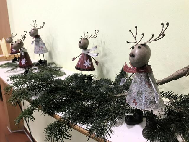 Die Festdeko wurde vom Brettener Modehaus Martin gestiftet. | Foto: kuna