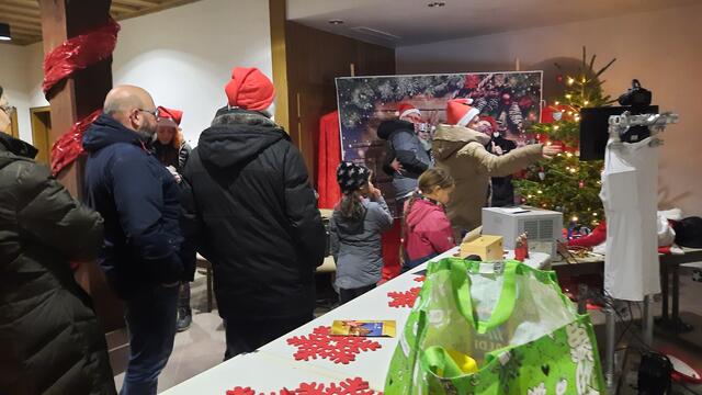 Die Fotobox war ein Angebot für Jung und Alt und zu jeder Zeit ein beliebte unterhaltsame Attraktion. Die Fotos konnte man direkt mit nach Hause nehmen. | Foto: Stadt Knittlingen