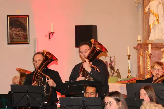 Berthold Huber, Steffen Pfund und Hedwig Bouc-Zimmermann (von links) als Solisten in "Zwei Weggefährten". | Foto: Patrick Pompinon