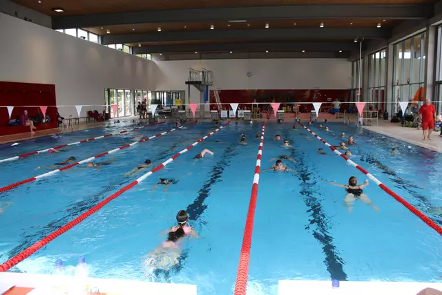 Am 31. Mai und 1. Juni stand das Hallenbad der „Badewelt Bretten“ wieder im Zeichen von „Bretten schwimmt 1504“. | Foto: Robert Hartmann