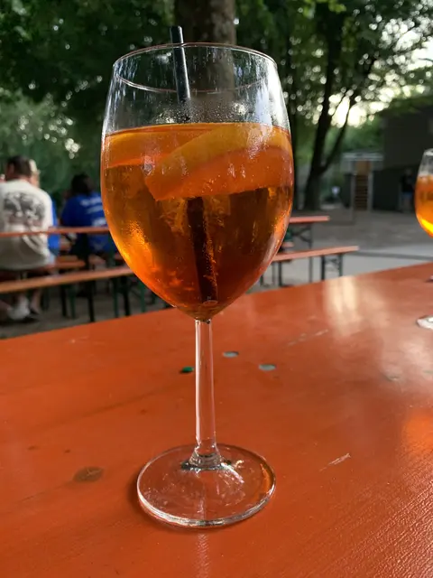 An der Cocktailbar konnten alle den Tag ausklingen lassen. | Foto: F. Huber