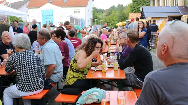 Gondelsheim freut sich auf sein zehntes Rathausplatzfest. | Foto: Marianne Lother