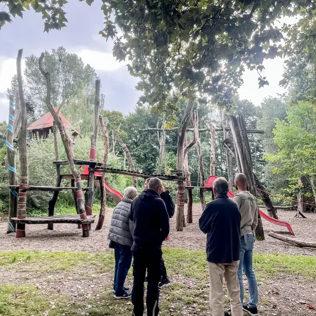 Robinienholz ist das Baumaterial der Spielgeräte. | Foto: FWV Bretten