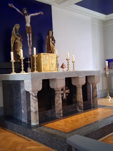 Die Firmkapelle von Edith Stein im heutigen Bischofssitz.  | Foto: A.E. Albert-Berg