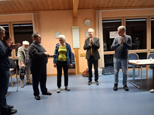 Pfarrer Maiba: "Für mich war die Wahl keine Arbeit. Frau Diezel hat mir diese abgenommen". | Foto: A.E. Albert-Berg