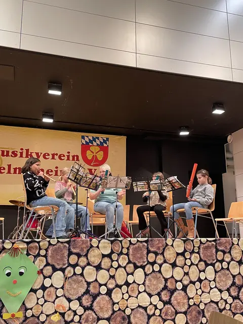 Auftritt unseres musikalischen Nachwuchs | Foto: F. Huber