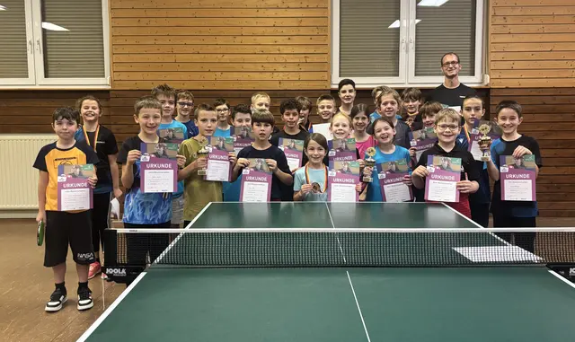 Strahlende Gesichter nach den Tischtennis-Minimeisterschaften. | Foto: Jochen Lager
