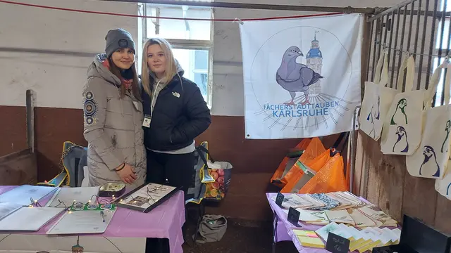 Anna und Amy von Fächerstadttauben Karlsruhe | Foto: Verein