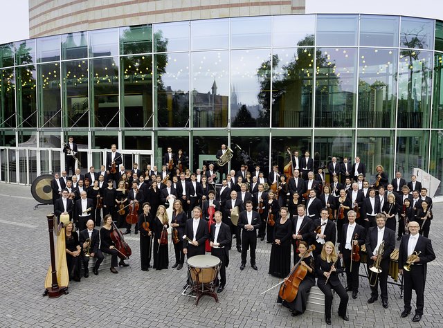 Die Bamberger Symphoniker mit Jakub Hrusa. | Foto: Andreas Herzau