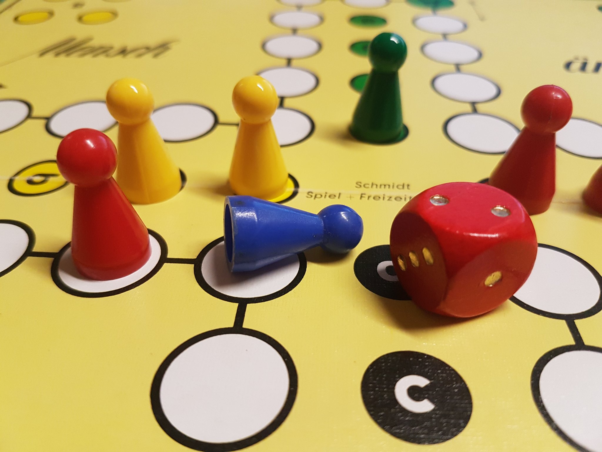 > MenschÄrgereDichNicht® Turnier”></p>
<p>> MenschÄrgereDichNicht® Turnier</p>
<p></center></br></p>
<p><center><img decoding=